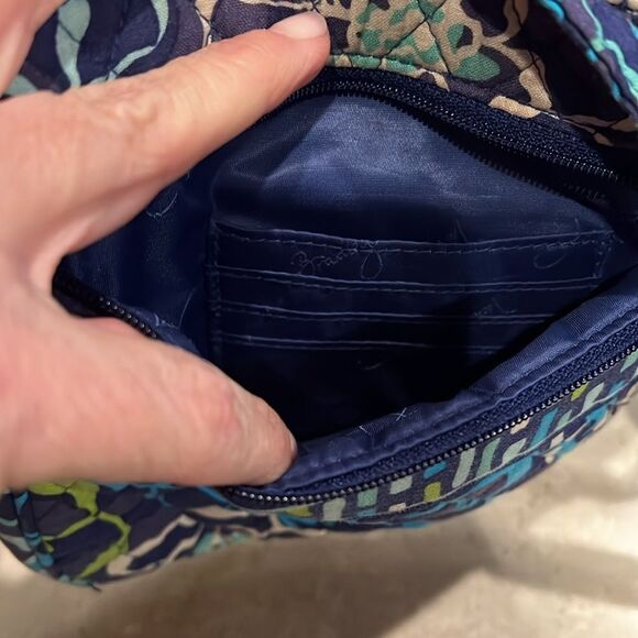 Vera Bradley adjustable strap hipster - Picture 4 of 11